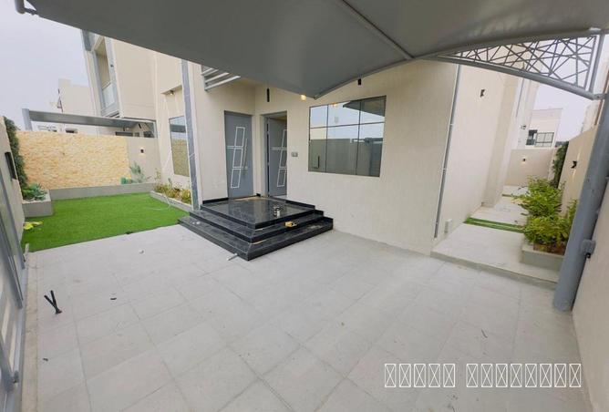 76167737 - Property Image 2