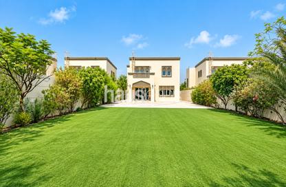 Villa - 3 - 4 for rent in District 6 - Jumeirah Park - Dubai