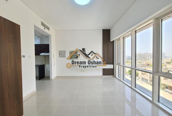 Studio Apartment | Near Emirates Tower