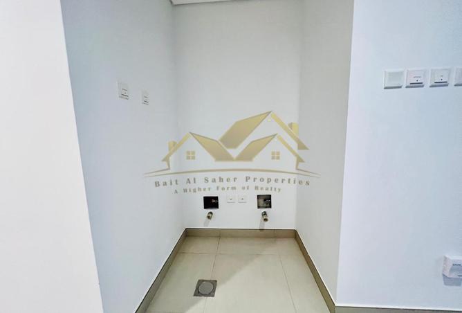 67445167 - Property Image 3