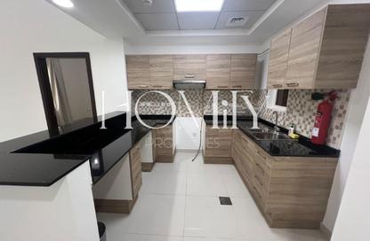 Apartment - 1 - 2 for rent in Arabian - Canal Residence - Dubai Sports City - Dubai