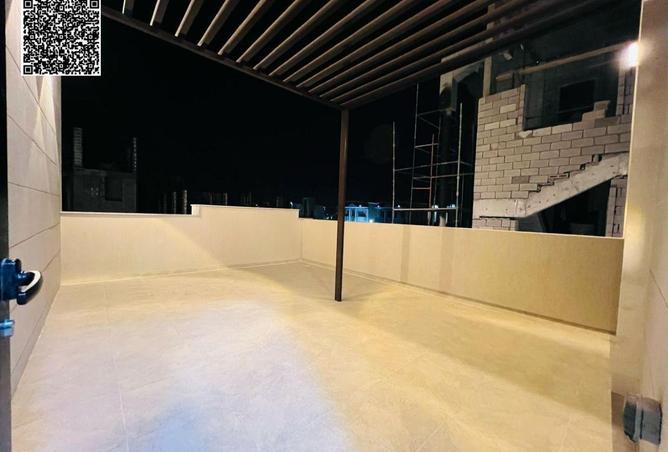 100855308 - Property Image 2