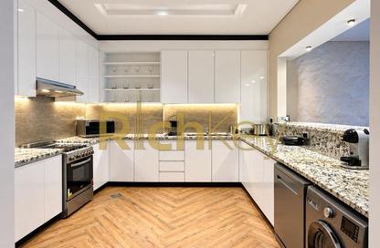 Villa - 3 - 4 for rent in Dubai Marina Moon Tower - Dubai Marina - Dubai Villa - 3 - 4 for rent in Dubai Marina Moon Tower - Dubai Marina - Dubai