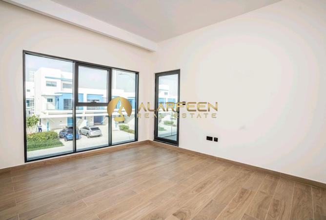 129279355 - Property Image 3