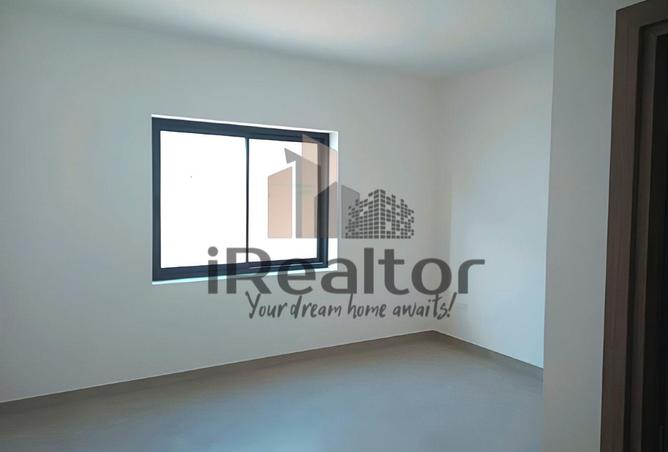 2-bed apartment in Al Ghadeer 2 — photo 3