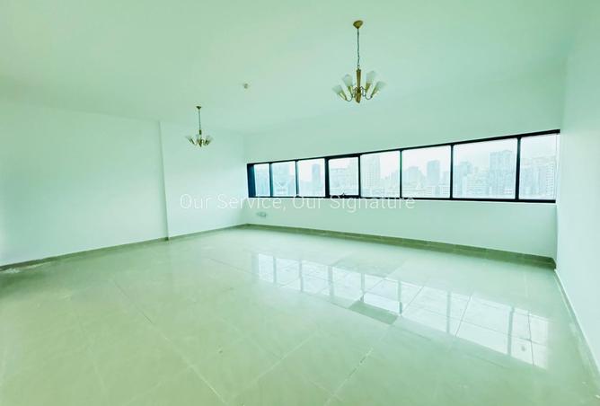 105990376 - Property Image 3