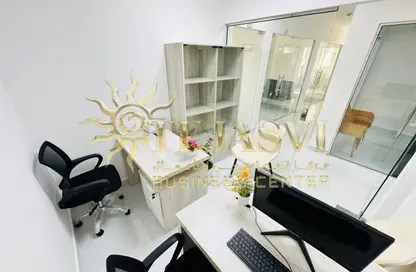 مكتب - غرفة نوم - 1 حمام للايجار في مبنى هوريزون - بورسعيد - ديرة - دبي