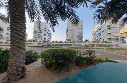 Shop - Studio - 1 for rent in Al Raha Beach - Abu Dhabi