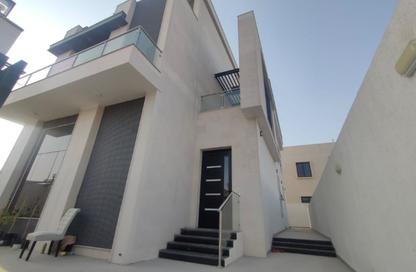 Villa - 5 Bedrooms - 7 Bathrooms for sale in Al Yasmeen 1 - Al Yasmeen - Ajman