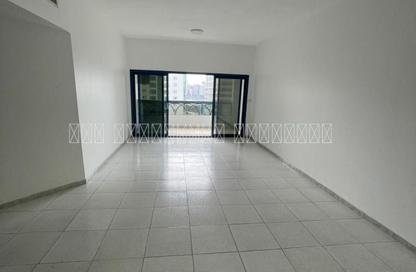 Apartment - 3 Bedrooms - 4 Bathrooms for rent in Crystal Plaza - Al Majaz 1 - Al Majaz - Sharjah Apartment - 3 Bedrooms - 4 Bathrooms for rent in Crystal Plaza - Al Majaz 1 - Al Majaz - Sharjah