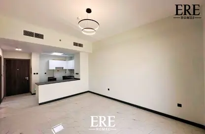 شقة - 2 غرف نوم - 2 حمامات للايجار في وادي الصفا 7 - دبي