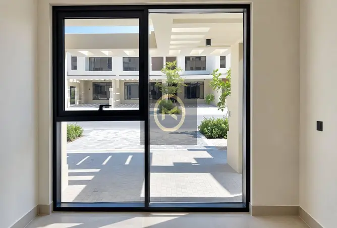 152813287 - Property Image 2