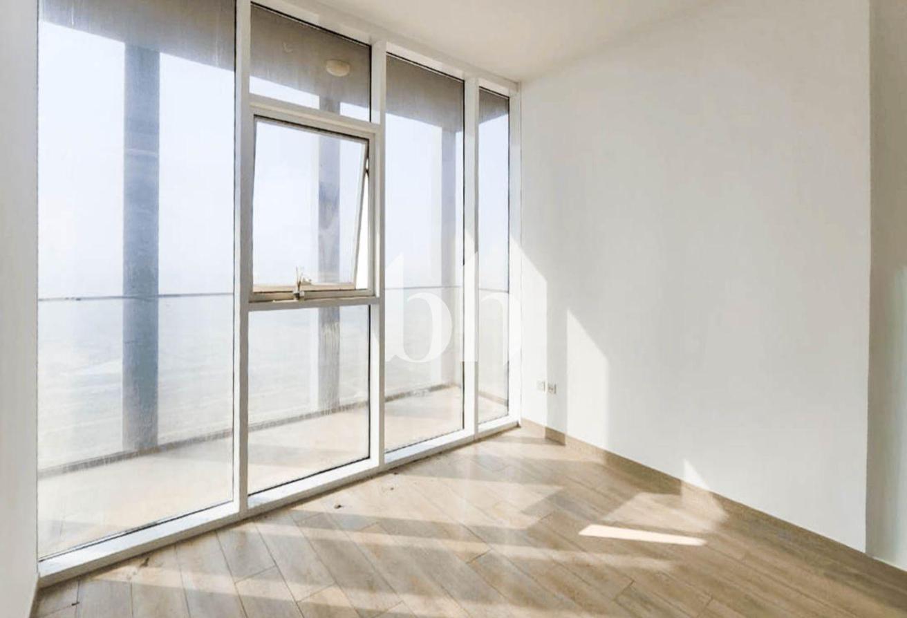 Unfurnished| Flexible payment term| Prime Location photo 5