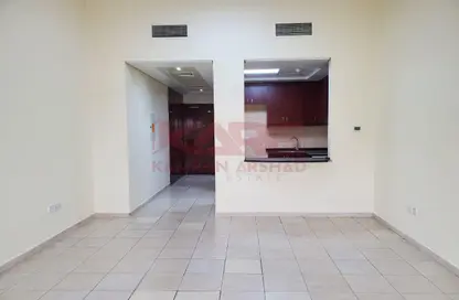 Apartment - 1 Bathroom for rent in Building 38 to Building 107 - Mediterranean Cluster - Discovery Gardens - Dubai