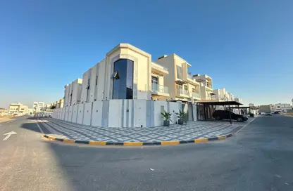 فيلا - 5 غرف نوم للبيع في الزاهية جاردنز - الزاهية - عجمان