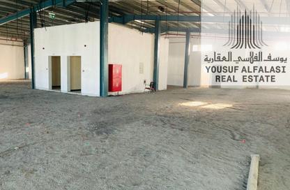 Show Room - Studio - 4 Bathrooms for rent in Umm Al Thuoob - Umm Al Quwain
