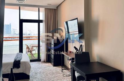 Apartment - Studio - 1 Bathroom for rent in Binghatti Crystals - Dubai Silicon Oasis - Dubai