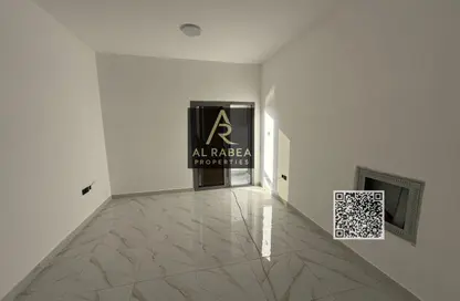Apartment - 1 Bedroom - 2 Bathrooms for rent in Corniche Tower - Ajman Corniche Road - Ajman