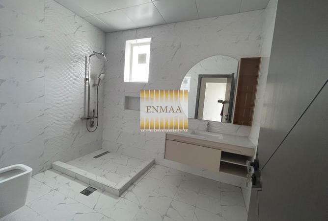 127930147 - Property Image 3