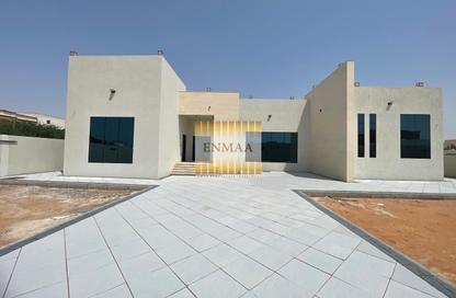 Villa - 5 Bedrooms - 6 Bathrooms for sale in Al Dhait South - Al Dhait - Ras Al Khaimah