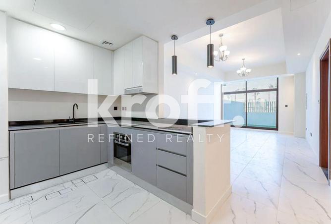 128353110 - Property Image 3