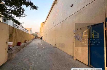 مستودع - استوديو - 4 حمامات للبيع في الجرف الصناعية 2 - الجرف الصناعية - عجمان