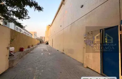 مستودع - استوديو - 4 حمامات للبيع في الجرف الصناعية 2 - الجرف الصناعية - عجمان