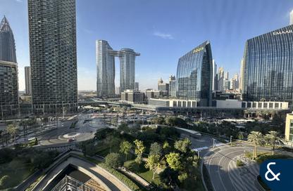 Apartment - 1 Bedroom - 2 Bathrooms for rent in Armani Residence - Burj Khalifa Area - Downtown Dubai - Dubai