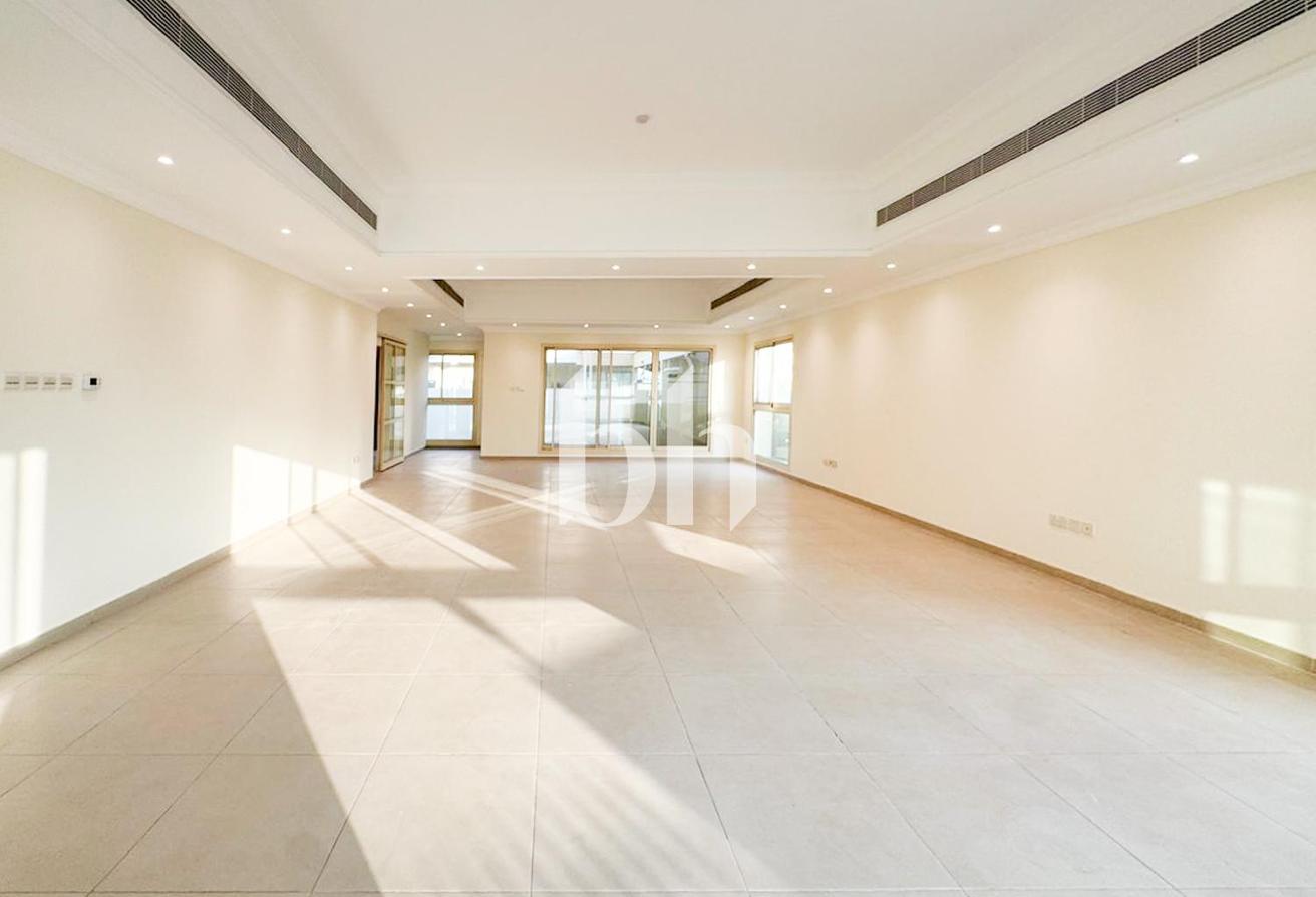 Spacious 5BR Villa | Umm Suqeim 3 | Prime Location