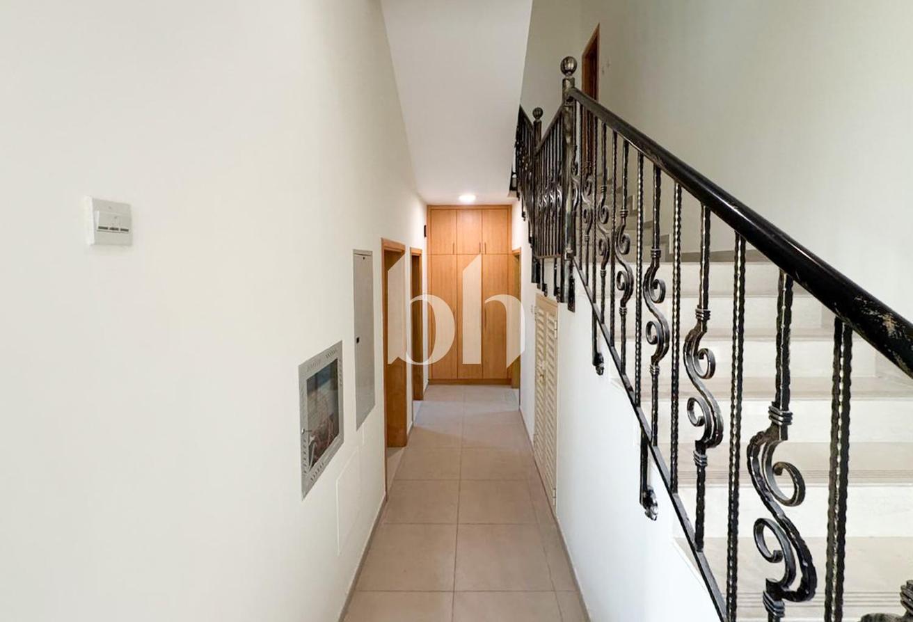 Spacious 5BR Villa | Umm Suqeim 3 | Prime Location photo 6