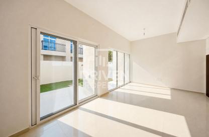 Townhouse - 3 - 4 for rent in Victoria - Damac Hills 2 - Dubai