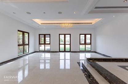 Villa - 4 - 5 for rent in Orange Lake - Jumeirah Golf Estates - Dubai
