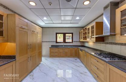 Villa - 4 - 5 for rent in Orange Lake - Jumeirah Golf Estates - Dubai