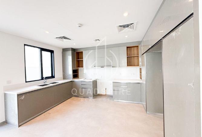 106417995 - Property Image 3