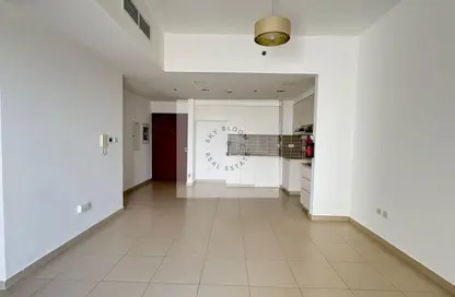 Apartment - 2 Bedrooms - 2 Bathrooms for rent in Hayat Boulevard 1A - Hayat Boulevard 1 - Hayat Boulevard - Town Square - Dubai