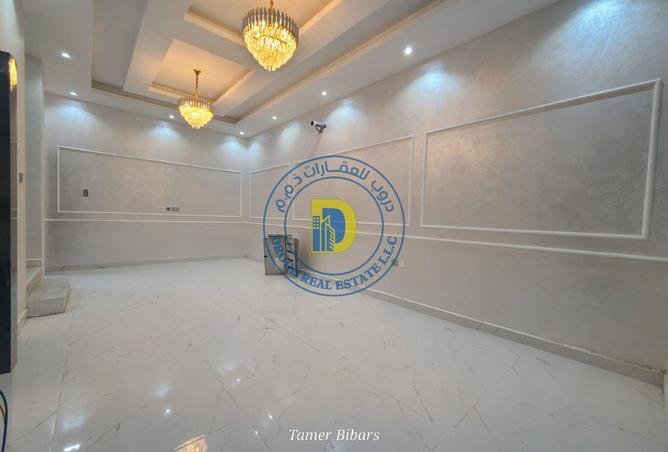 60163313 - Property Image 3