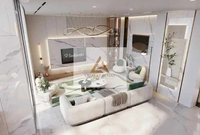 98703677 - Property Image 2