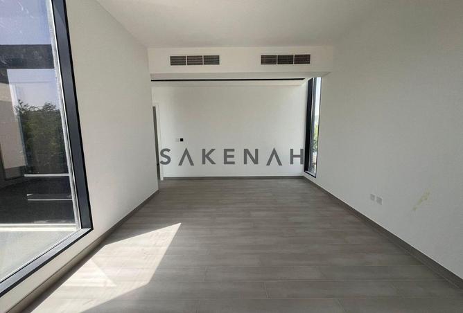 132029752 - Property Image 3