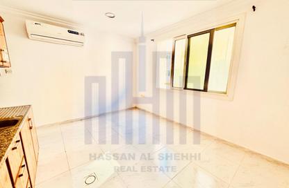 Apartment - Studio - 1 Bathroom for rent in Muwailih Building - Muwaileh - Sharjah