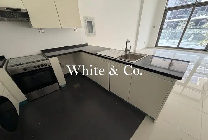 162800373 - Property Image 2