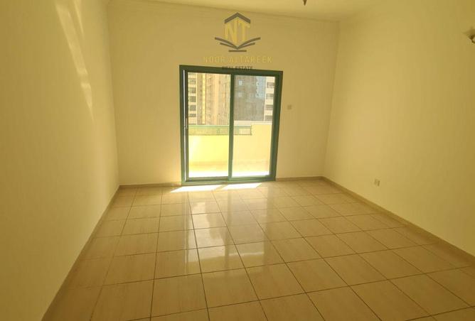 2OzMyQFjFAG - Property Image 2