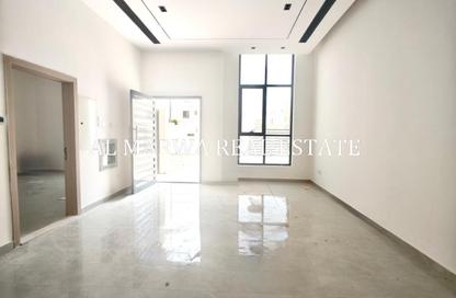 Villa - 4 - 6 for rent in Hoshi 1 - Hoshi - Al Badie - Sharjah