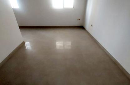 Office Space - Studio - 1 Bathroom for rent in Al Wahda Building - Al Majaz 2 - Al Majaz - Sharjah