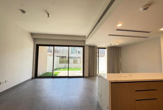 72304668 - Property Main Image