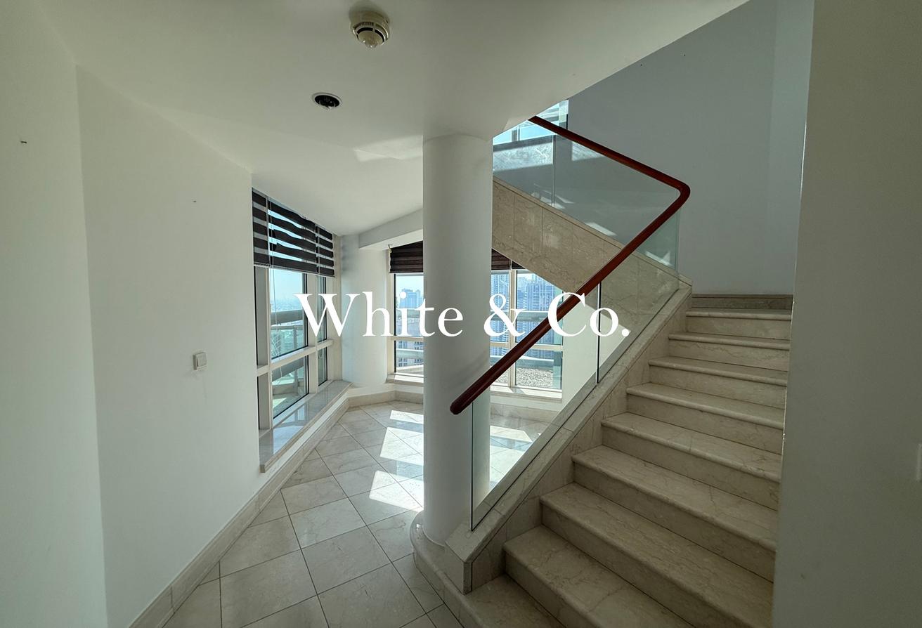 Penthouse | Huge Terrace | Chiller Free photo 10