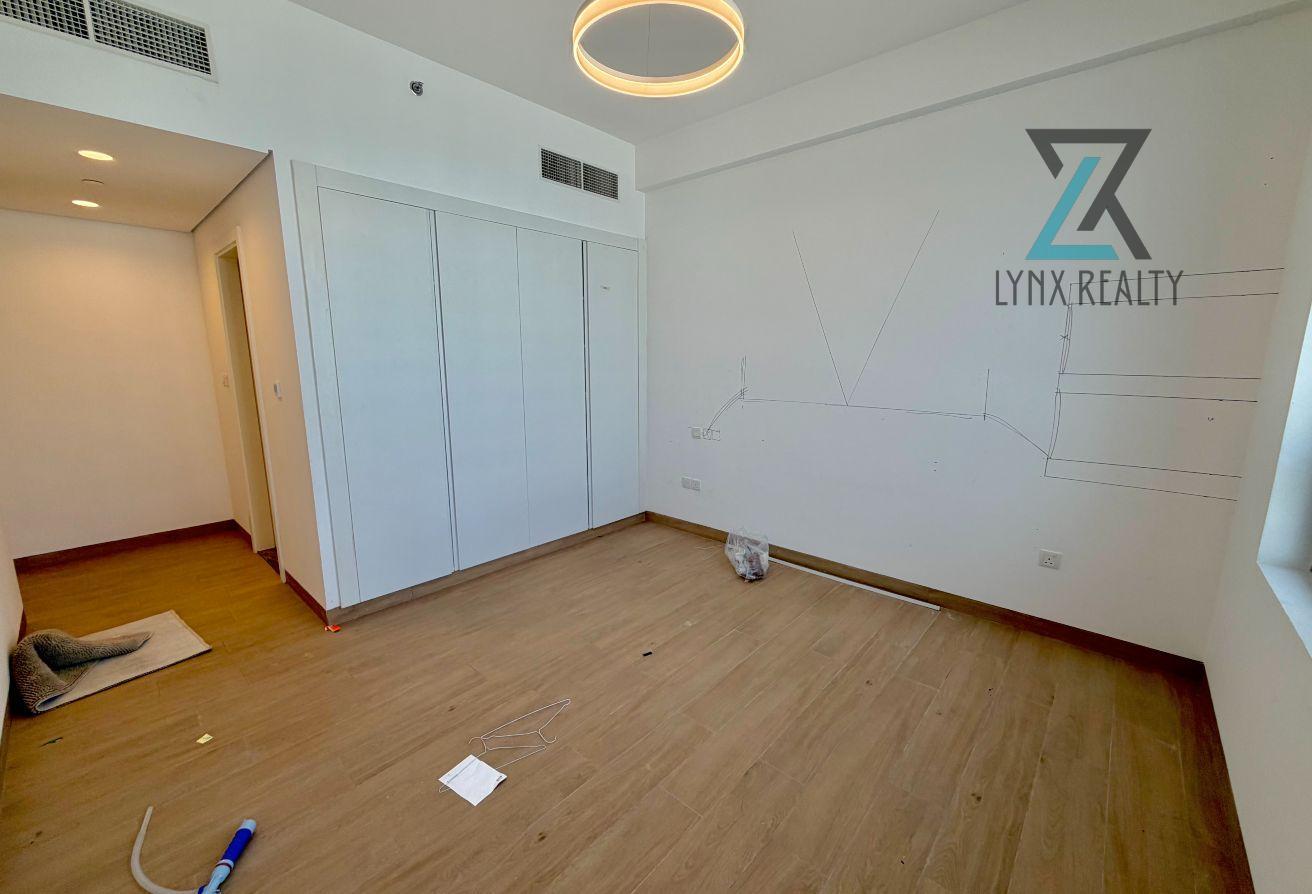 ELEGANT 2 BEDROOM | STORE ROOM | FAMILY ONLY photo 3