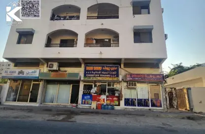 عمارة بالكامل - 8 غرف نوم - 8 حمامات للبيع في الرميلة 2 - الرميلة - عجمان