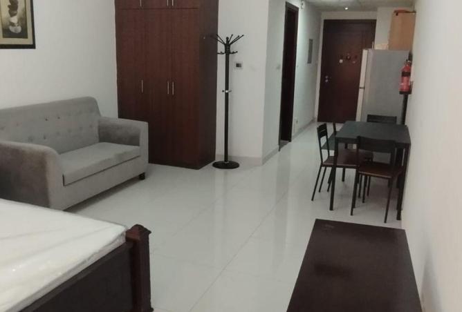 56144052 - Property Image 2