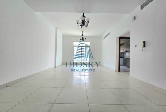 101277839 - Property Image 2