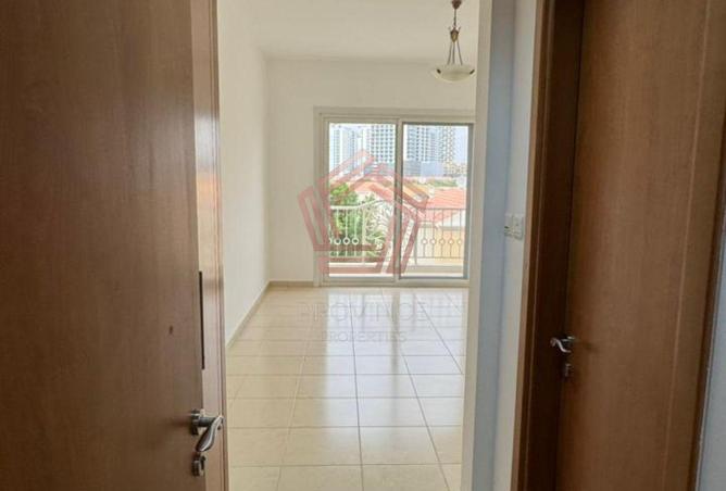 78992799 - Property Image 3